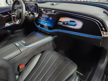 MERCEDES-BENZ E 220 E Limousine Edition AMG Line Superscreen