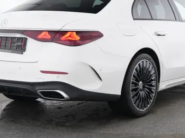 MERCEDES-BENZ E 220 d AMG NIGHT SUPERSCREEN DIST PAN&hellip;