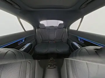 MERCEDES-BENZ E 220 d AMG NIGHT SUPERSCREEN DIST PAN&hellip;