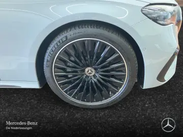 MERCEDES-BENZ E 220 d AMG Prem.  AHK PANO NIGHT 20