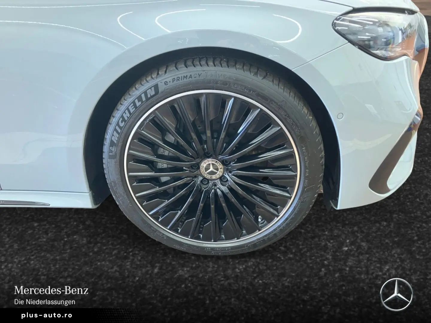 MERCEDES-BENZ E 220 d AMG Prem.  AHK PANO NIGHT 20