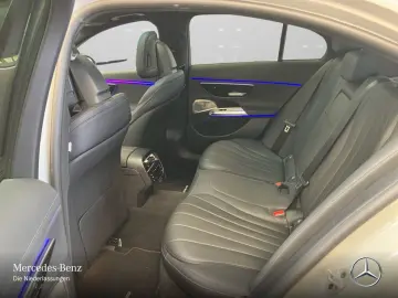 MERCEDES-BENZ E 220 d AMG Prem.  AHK PANO NIGHT 20