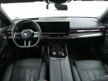 BMW 520i M Sport Lim. ACC 360  KZU 4ZK MFL LED QI