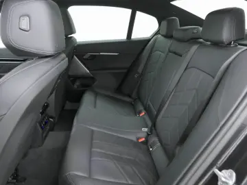 BMW 520i M Sport Lim. ACC 360  KZU 4ZK MFL LED QI