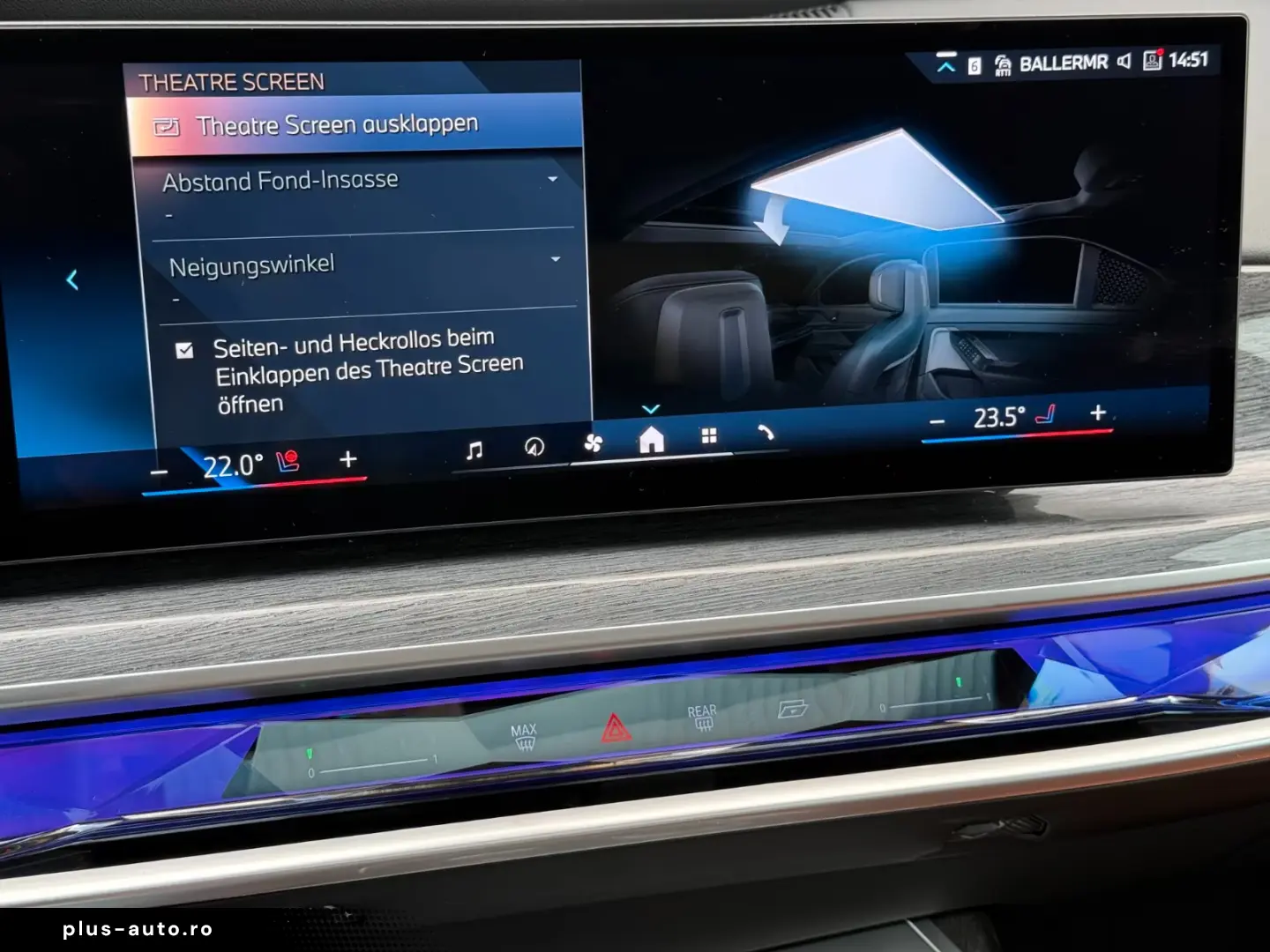 BMW 740d xDrive Lounge Seating TV Pano Sky Lounge