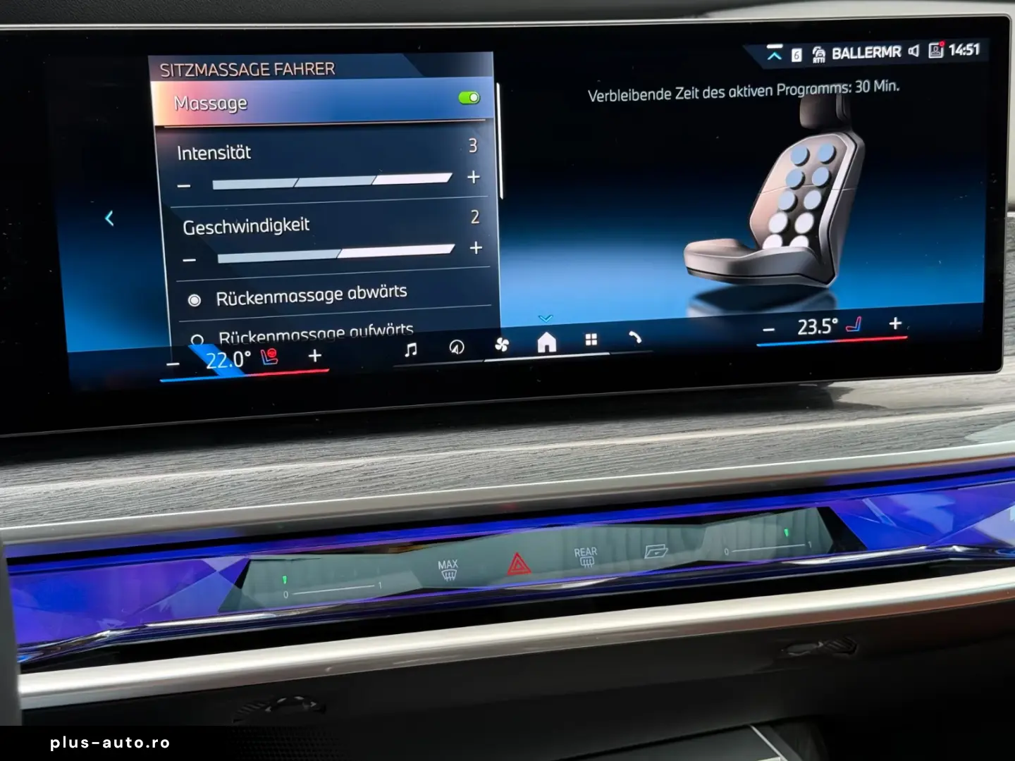 BMW 740d xDrive Lounge Seating TV Pano Sky Lounge