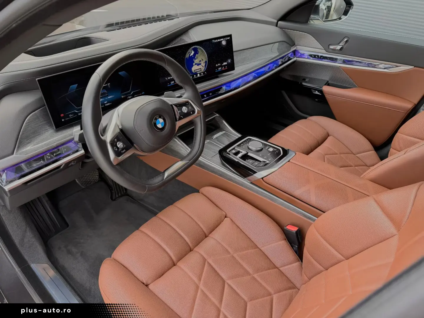 BMW 740d xDrive Lounge Seating TV Pano Sky Lounge