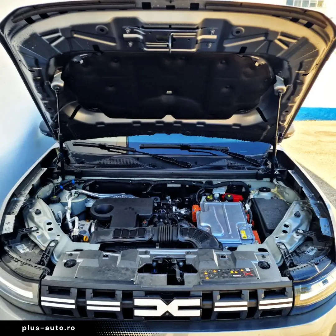 DACIA DUSTER 1.6 HEV 140 Journey