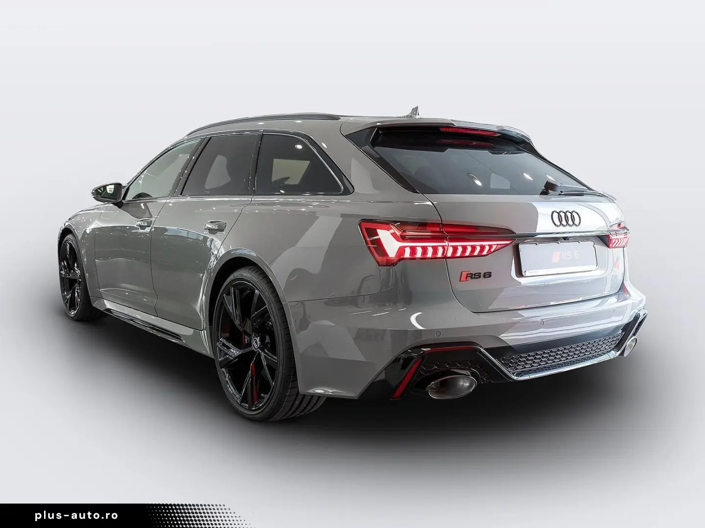 AUDI RS6 Avant TFSI Q PERFORMANCE PANO HuD 305KM H