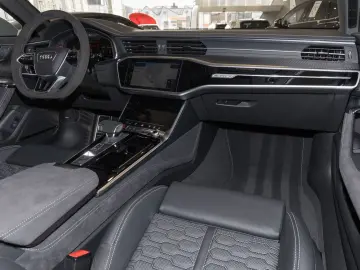AUDI RS6 Avant TFSI Q PERFORMANCE PANO HuD 305KM H