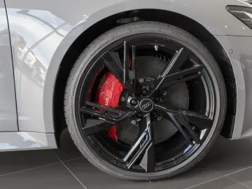 AUDI RS6 Avant TFSI Q PERFORMANCE PANO HuD 305KM H