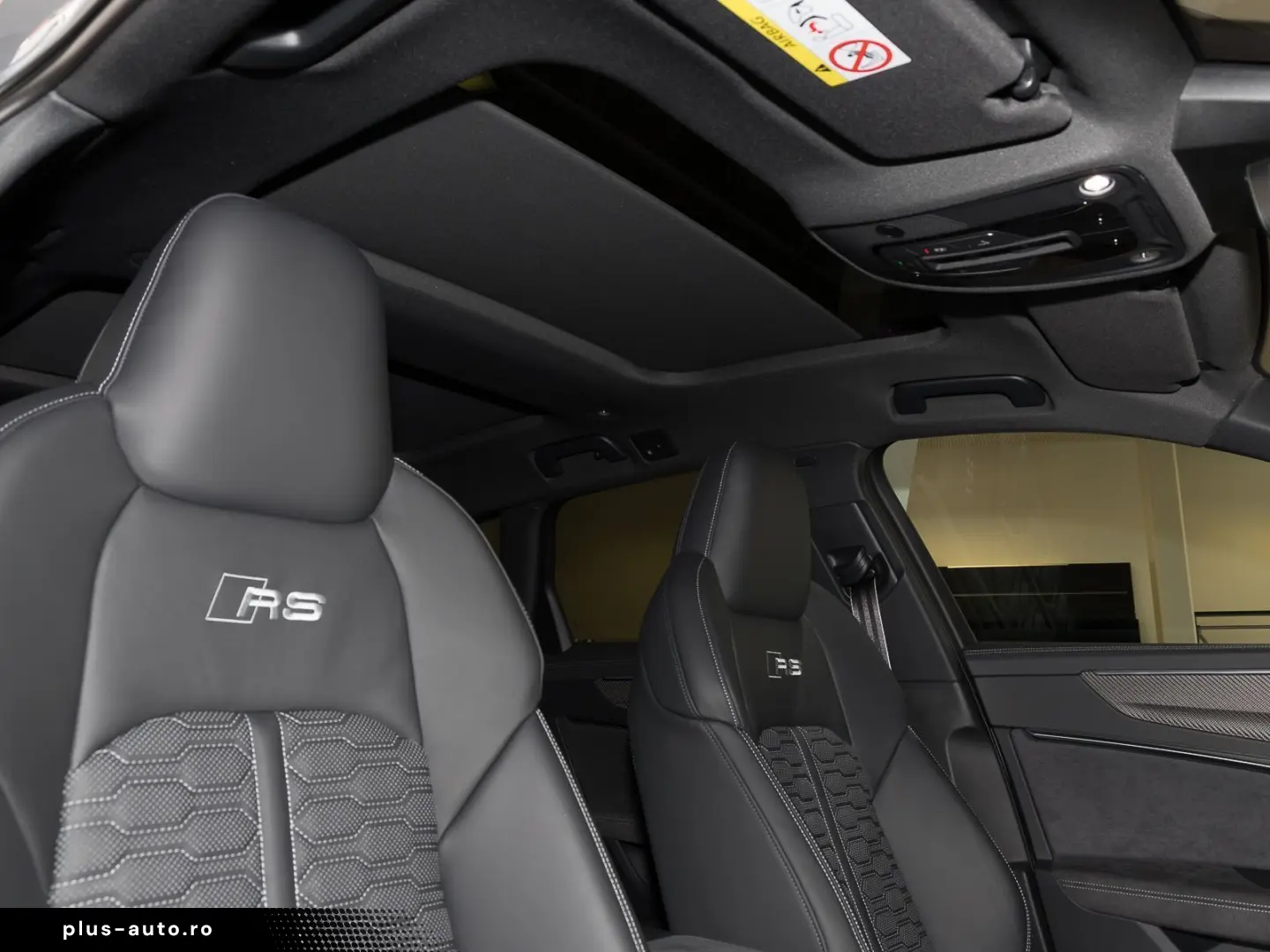 AUDI RS6 Avant TFSI Q PERFORMANCE PANO HuD 305KM H