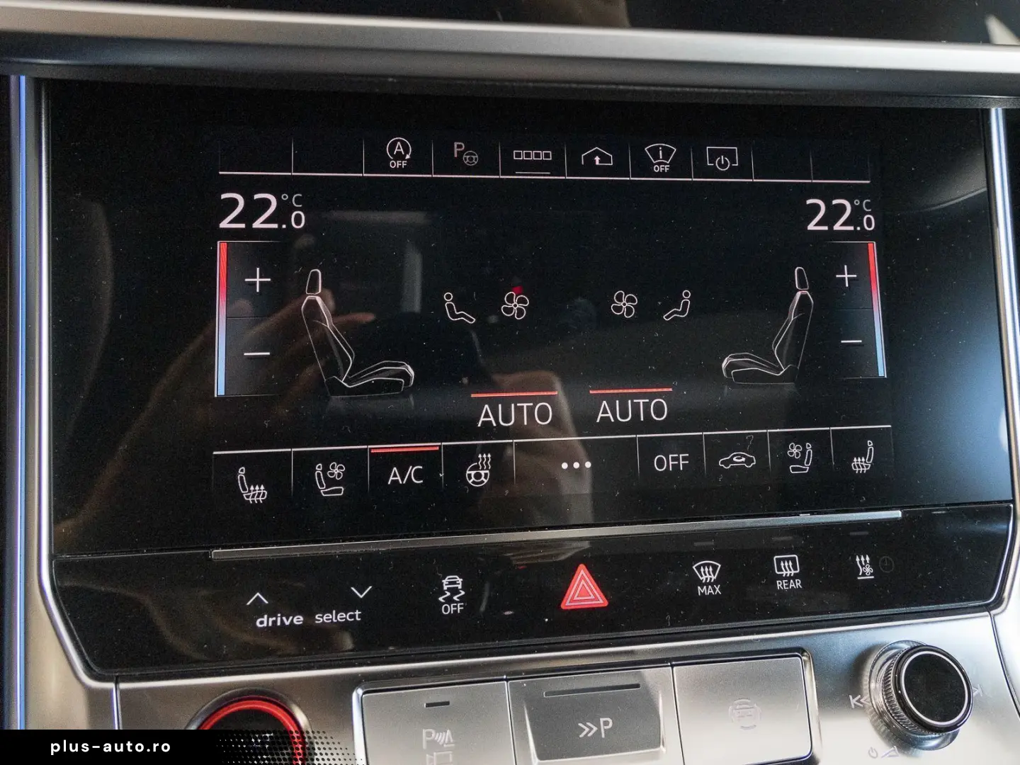 AUDI RS6 Avant TFSI Q PERFORMANCE PANO HuD 305KM H
