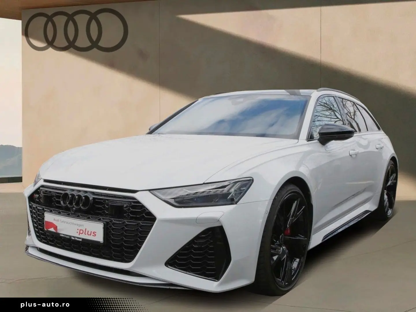 AUDI RS 6 Avant 4.0 TFSI Q performance  HuD Leder AHK