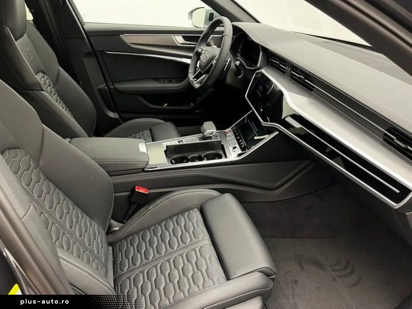 AUDI RS6 Avant Quattro Tiptr. DynPlus Keramik22Pano