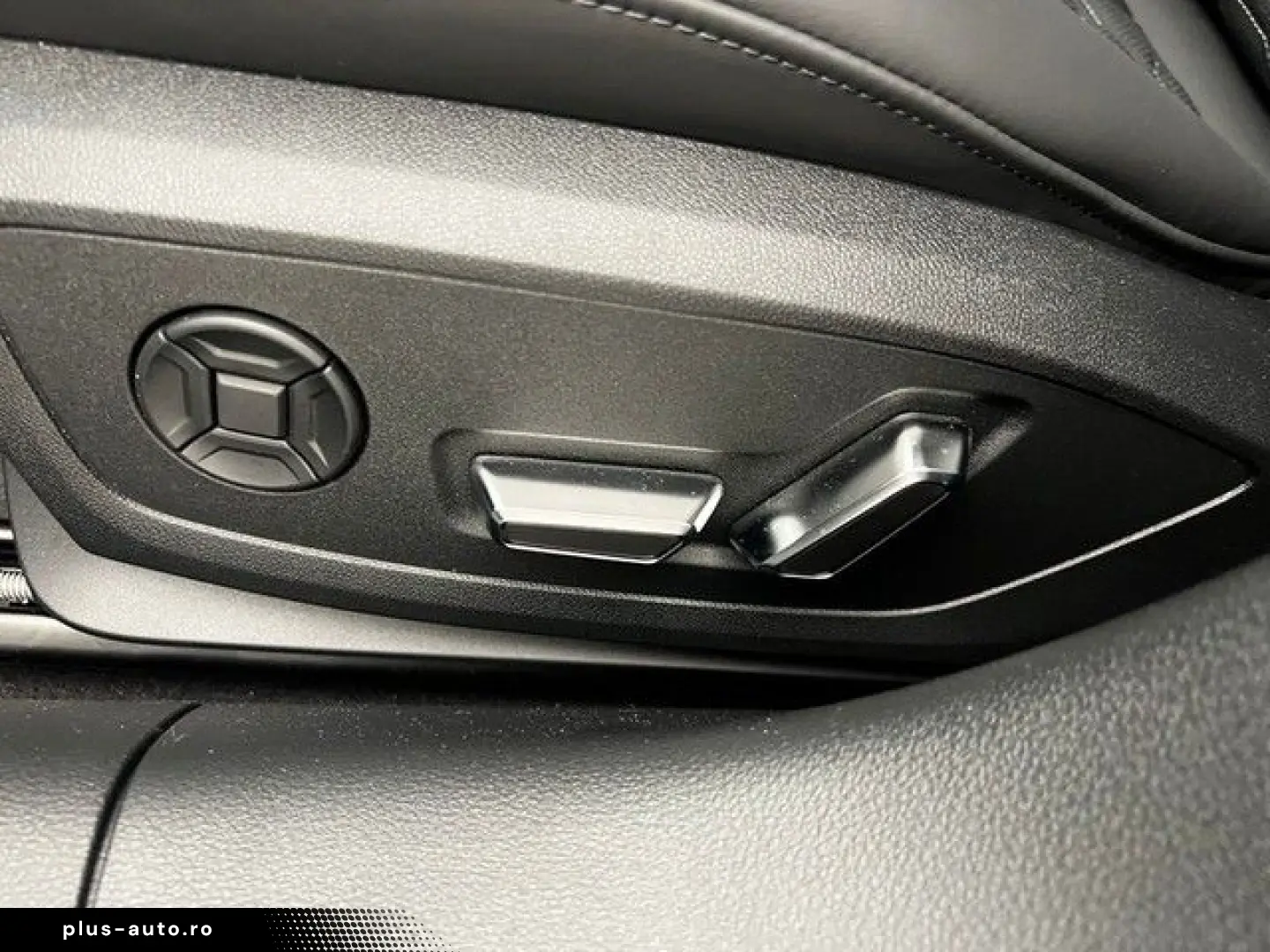 AUDI RS6 Avant Quattro Tiptr. DynPlus Keramik22Pano