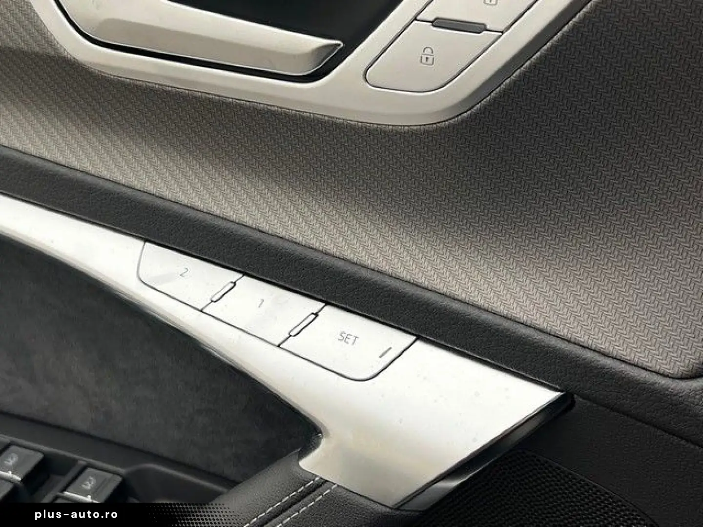 AUDI RS6 Avant Quattro Tiptr. DynPlus Keramik22Pano