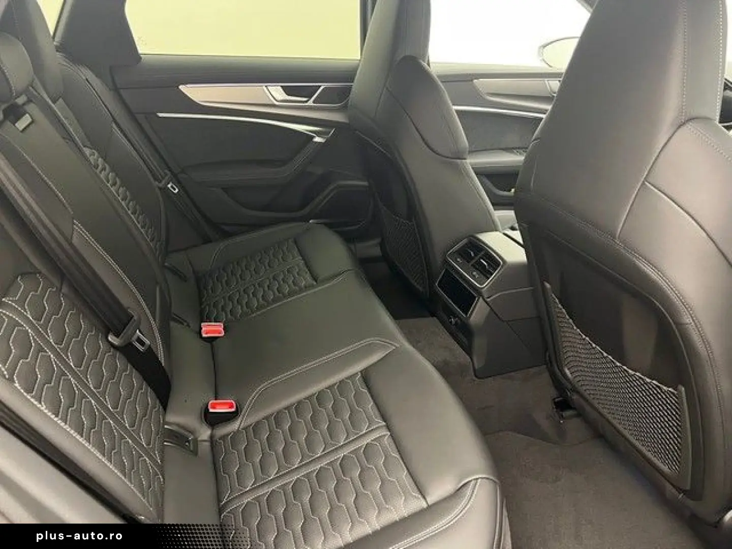 AUDI RS6 Avant Quattro Tiptr. DynPlus Keramik22Pano