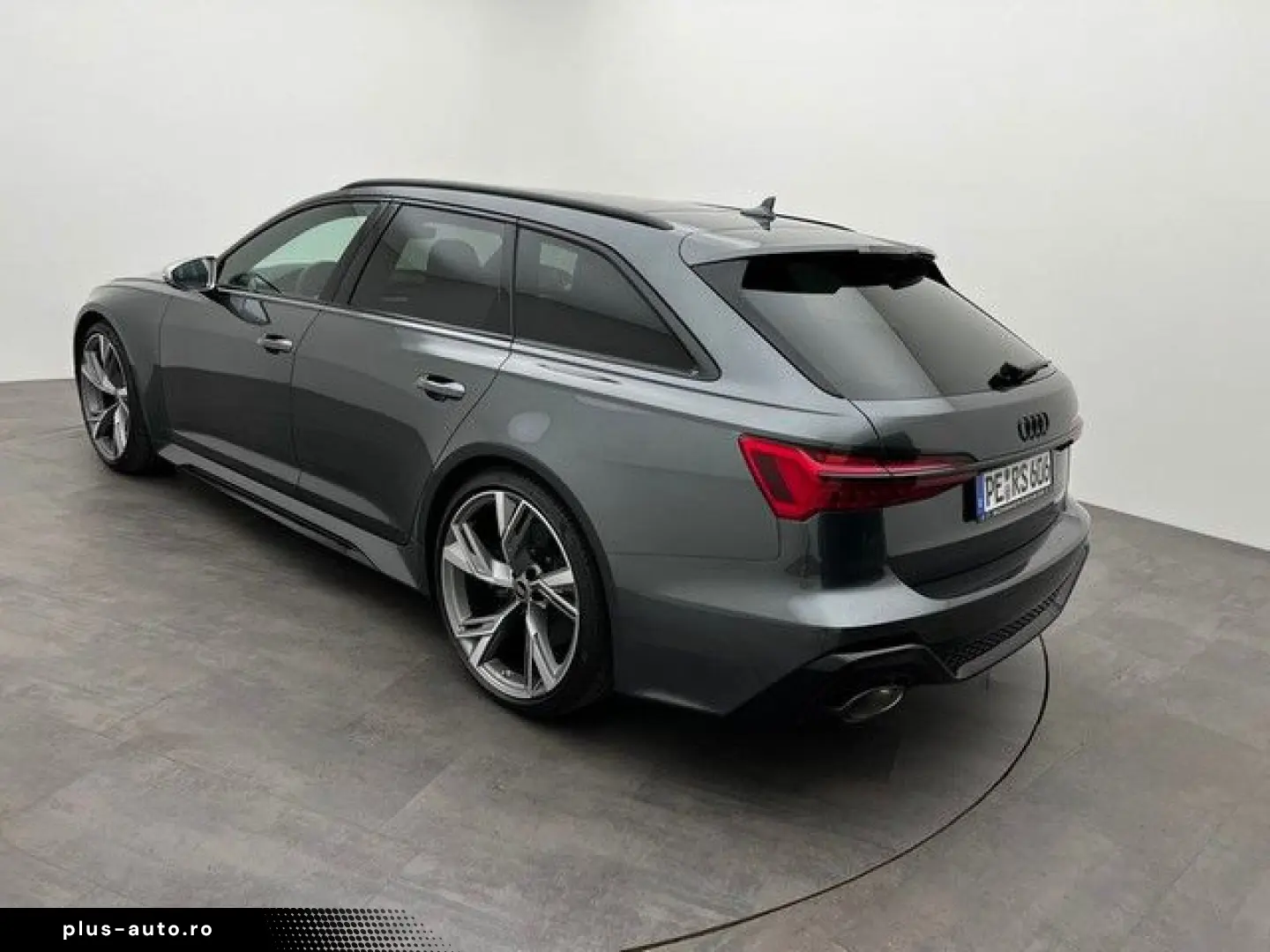AUDI RS6 Avant Quattro Tiptr. DynPlus Keramik22Pano