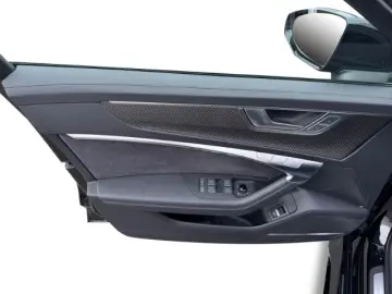 AUDI RS6 Avant 4.0 TFSI qu MATRIX-LASER NAVI  280km h