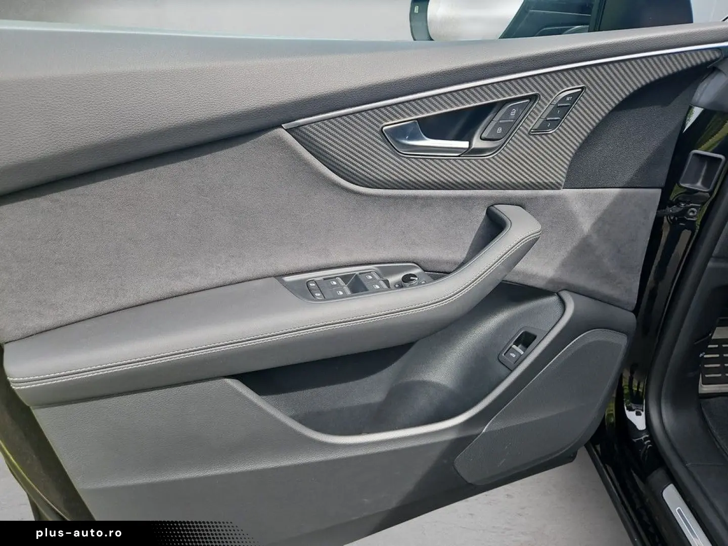 AUDI Q8 S line 45 TDI quattro tiptronic  ACC Matrix