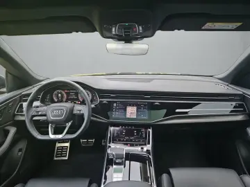 AUDI Q8 S line 45 TDI quattro tiptronic  ACC Matrix