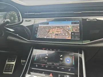 AUDI Q8 S line 45 TDI quattro tiptronic  ACC Matrix