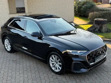 AUDI Q8 50 TDI quattro S line AHK  HUD