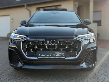 AUDI Q8 50 TDI quattro S line AHK  HUD