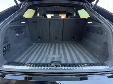 AUDI Q8 50 TDI quattro S line AHK  HUD