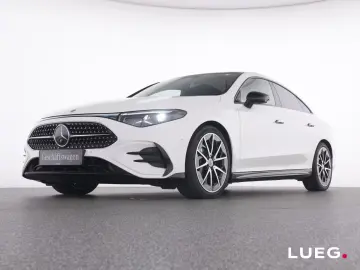 Mercedes-Benz CLA 180 AMG NIGHT 19'' KEYLESS