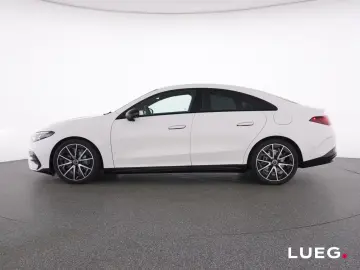 Mercedes-Benz CLA 180 AMG NIGHT 19'' KEYLESS
