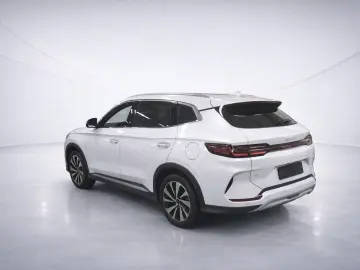 BYD SEAL U DM-i 18.3 kWh AWD Design ACC 360  Pano