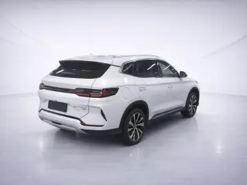 BYD SEAL U DM-i 18.3 kWh AWD Design ACC 360  Pano