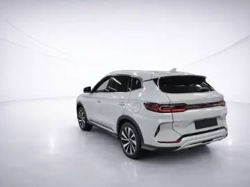 BYD SEAL U DM-i 18.3 kWh AWD Design ACC 360  Pano