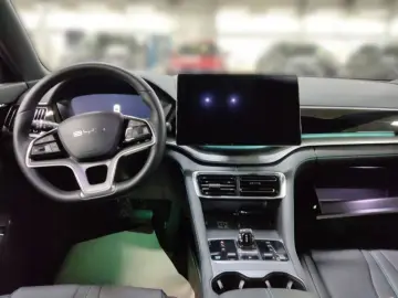 BYD SEAL U DM-i 18.3 kWh AWD Design ACC 360  Pano