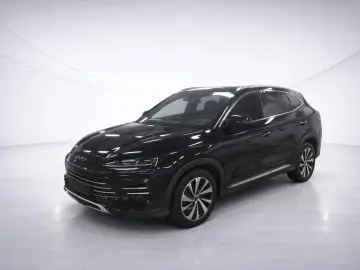 BYD SEAL U DM-i 18.3 kWh AWD Design ACC 360  Pano