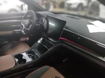 BYD SEAL U DM-i 18.3 kWh AWD Design ACC 360  Pano