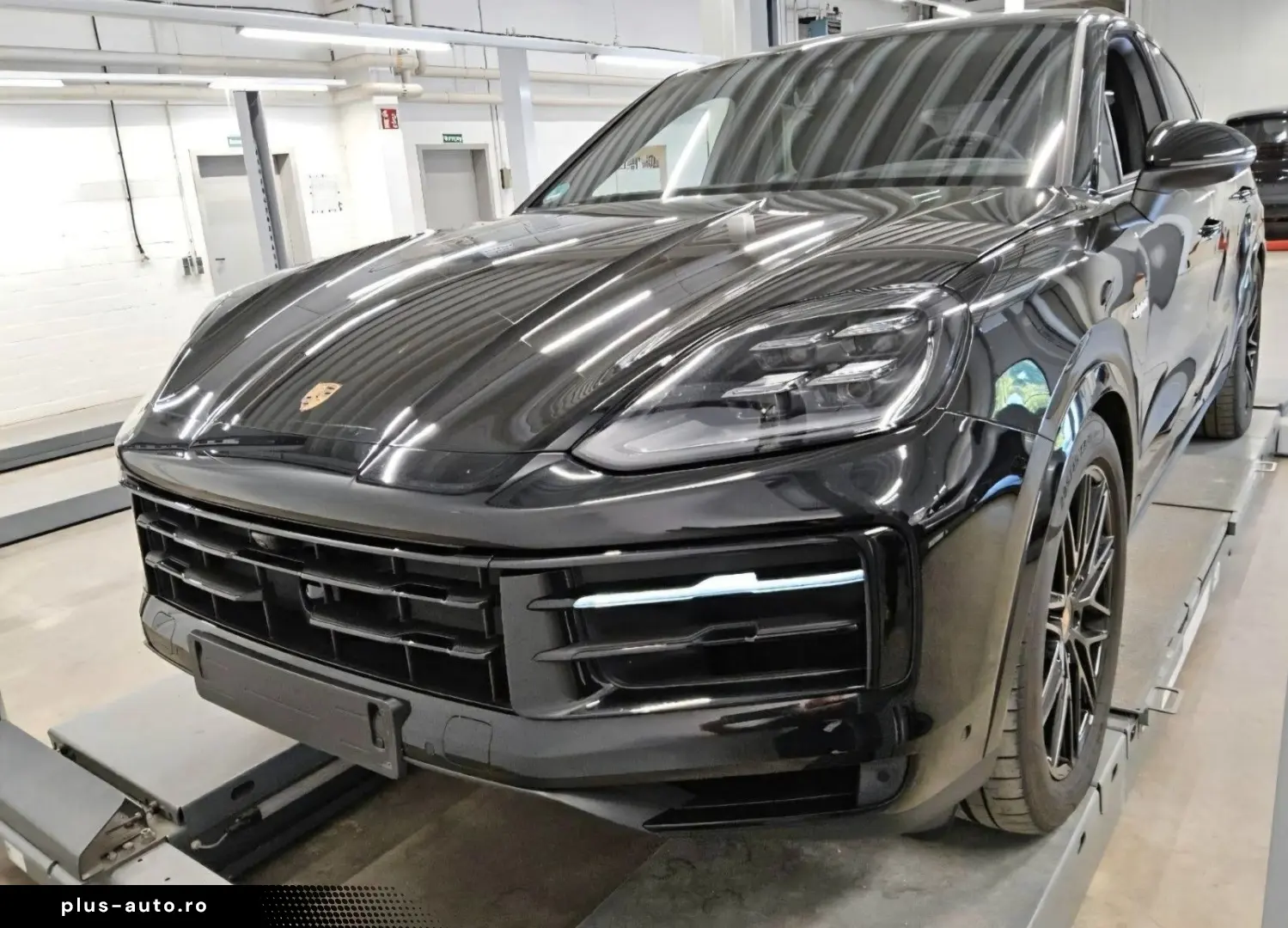 PORSCHE Cayenne Coupe S E-Hybrid HAL BOSE HD Matrix Inno