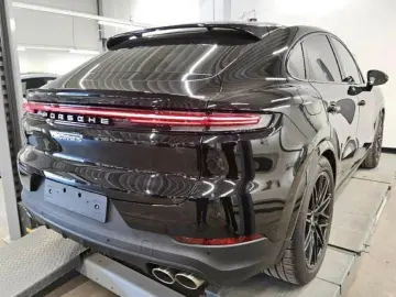 PORSCHE Cayenne Coupe S E-Hybrid HAL BOSE HD Matrix Inno
