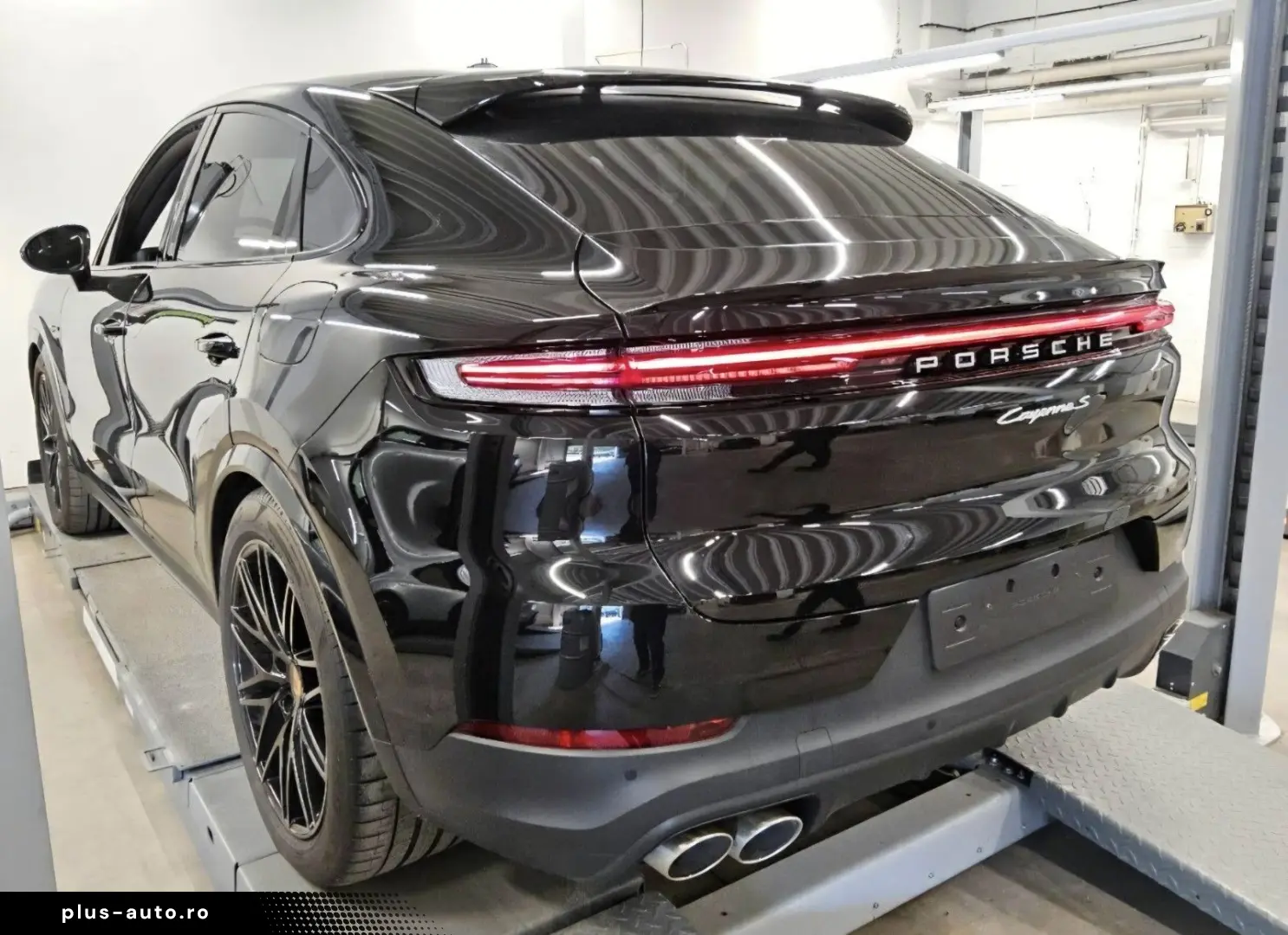 PORSCHE Cayenne Coupe S E-Hybrid HAL BOSE HD Matrix Inno