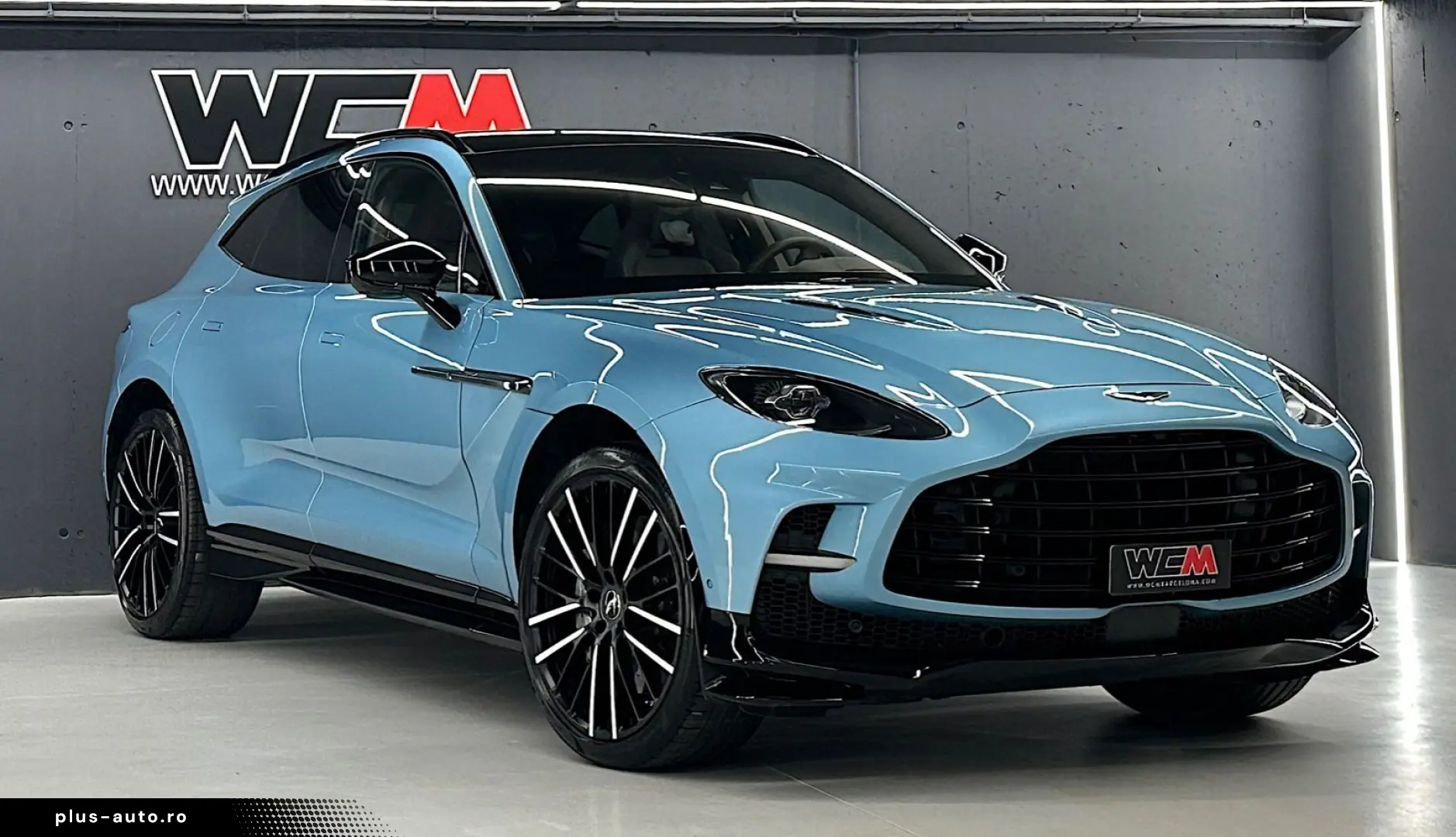 ASTON MARTIN DBX707 4.0 V8