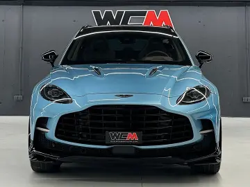 ASTON MARTIN DBX707 4.0 V8