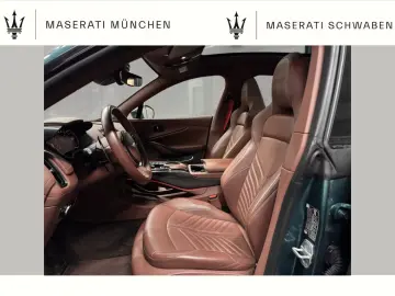 ASTON MARTIN DBX707  Standheizung  AHK UPE 314t€