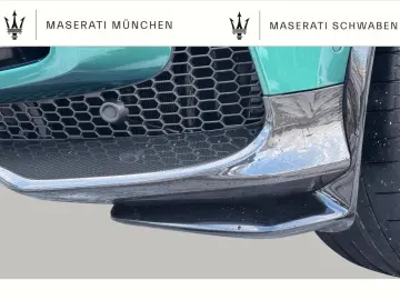 ASTON MARTIN DBX707  Standheizung  AHK UPE 314t€