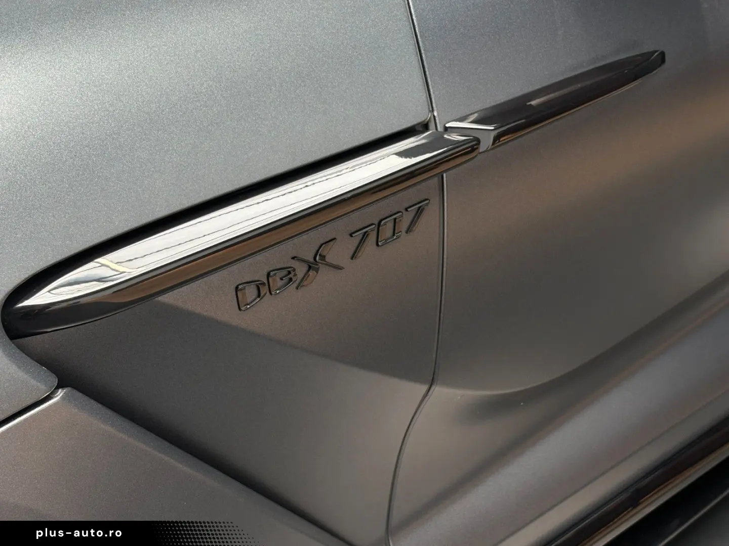 ASTON MARTIN DBX 707 - Q Satin Xenon Grey - Inspire Sport