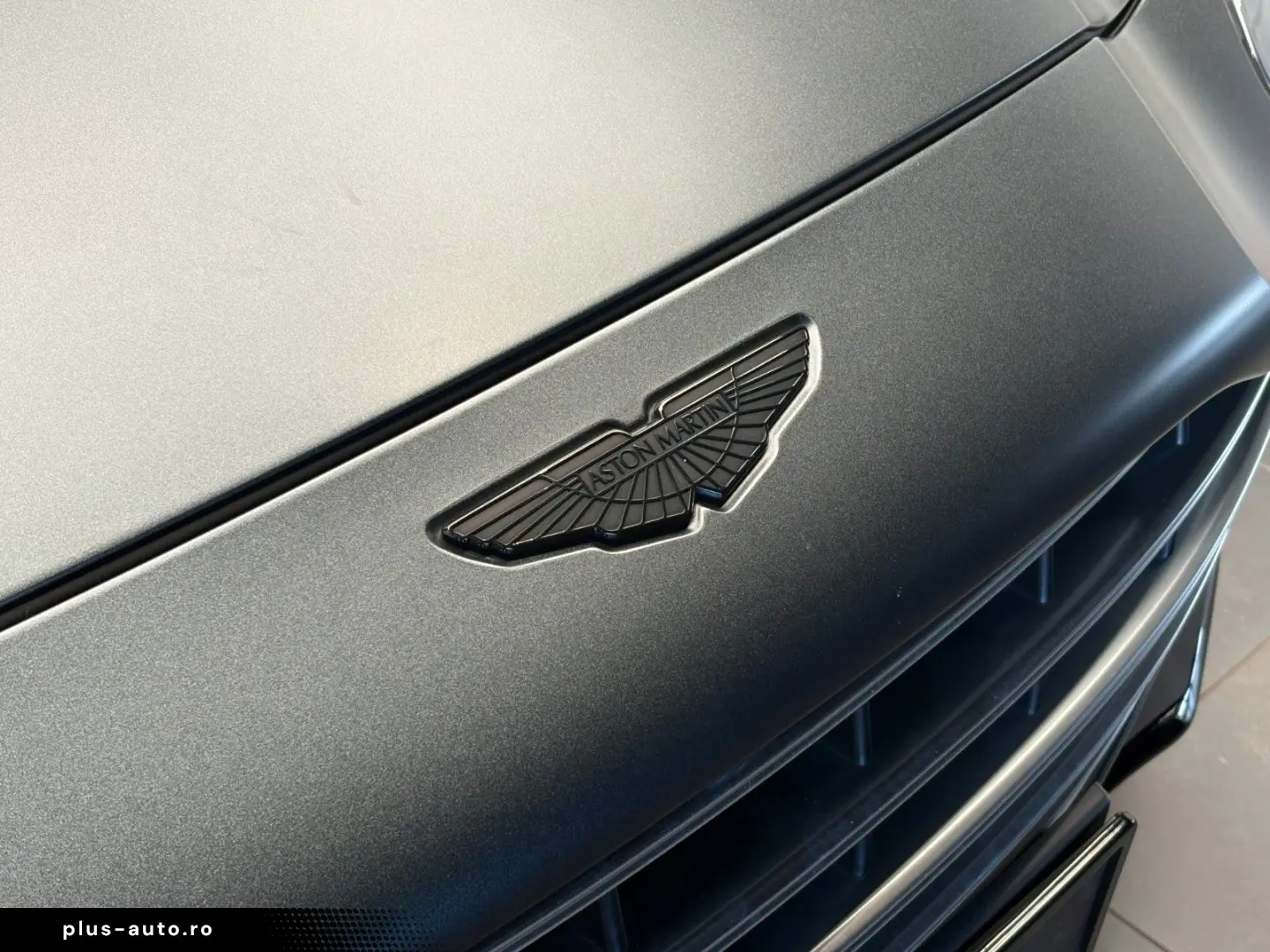 ASTON MARTIN DBX 707 - Q Satin Xenon Grey - Inspire Sport