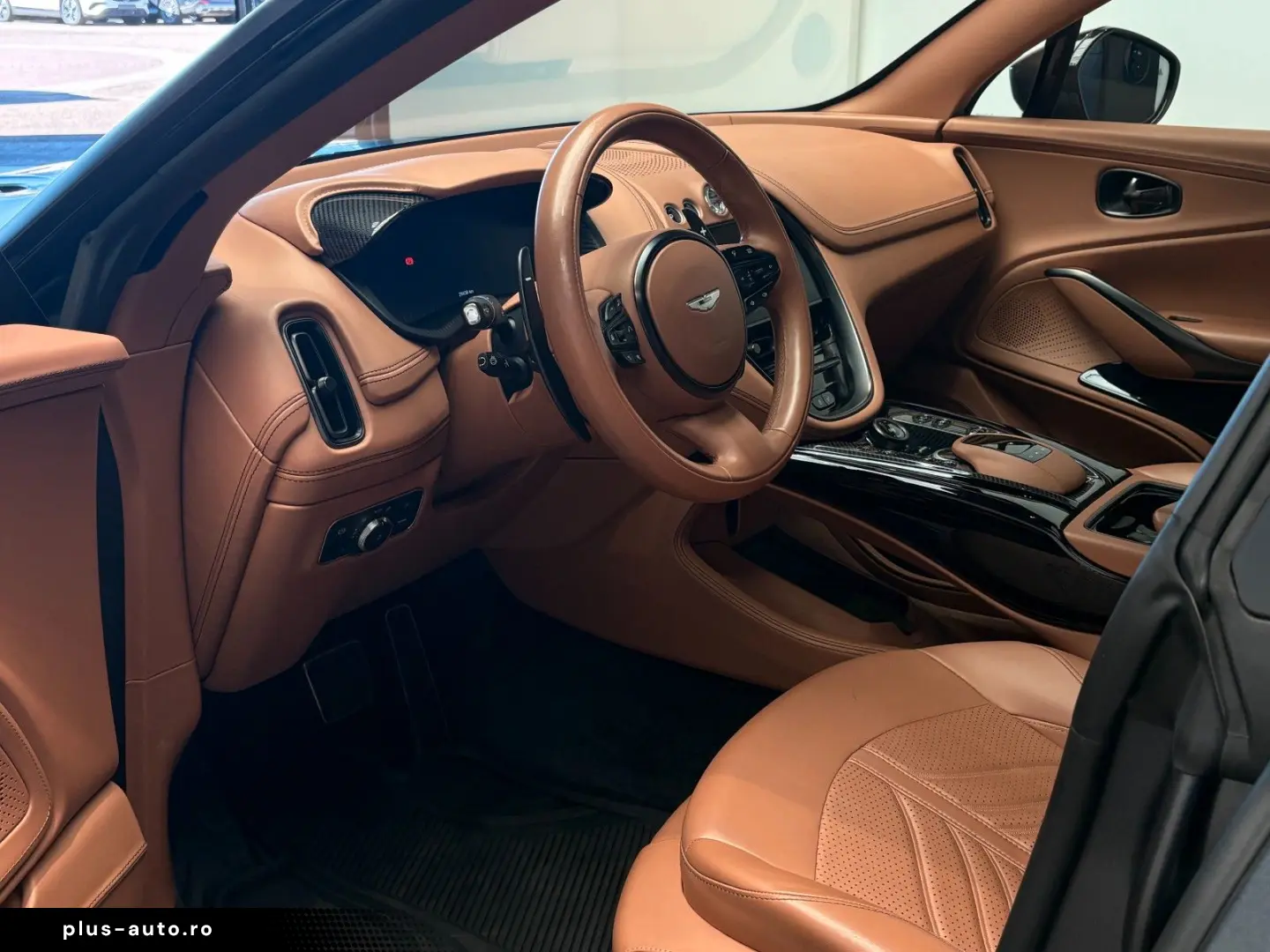 ASTON MARTIN DBX 707 - Q Satin Xenon Grey - Inspire Sport