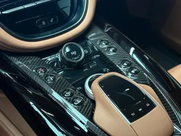 ASTON MARTIN DBX 707 - Q Satin Xenon Grey - Inspire Sport