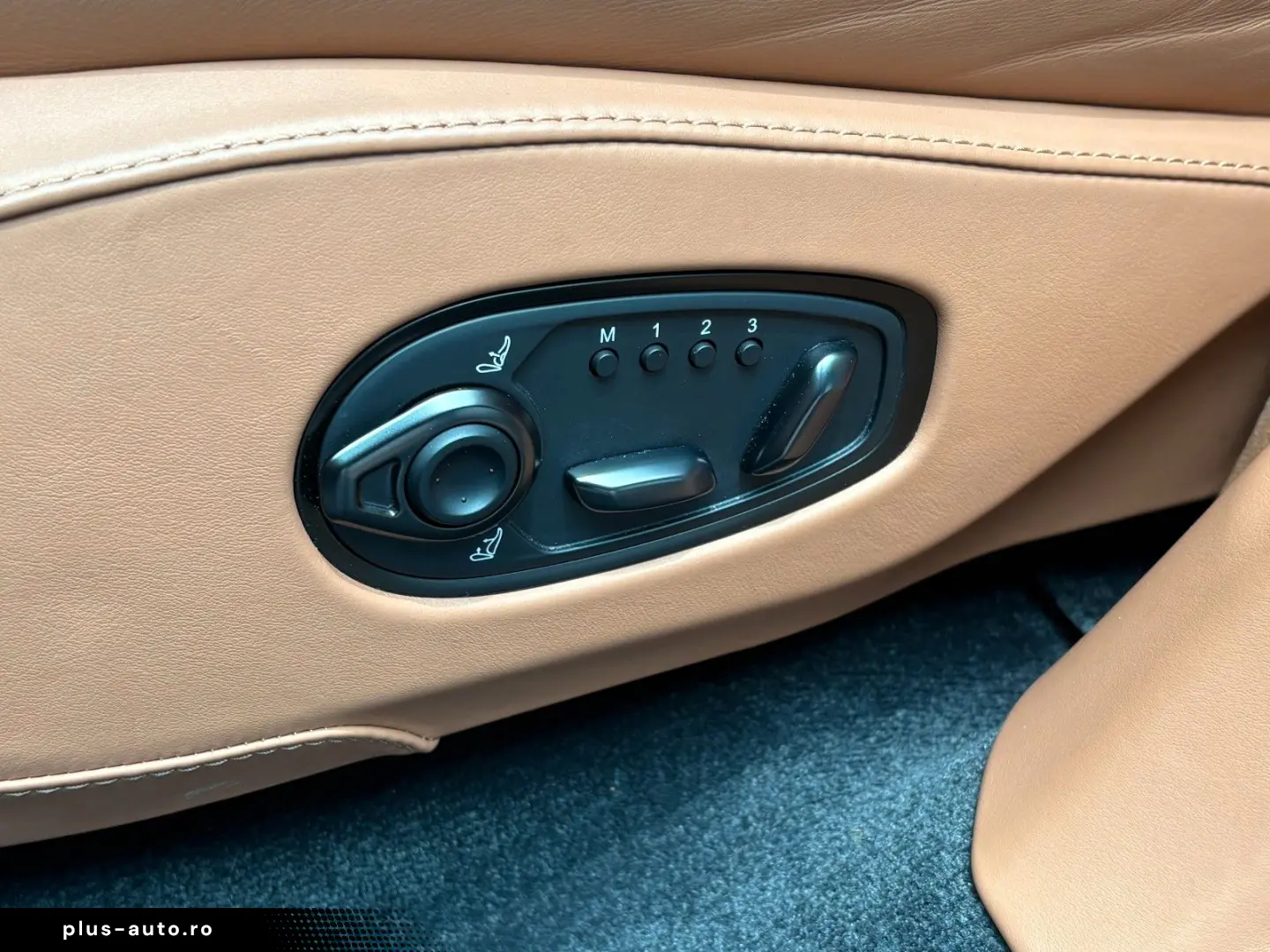 ASTON MARTIN DBX 707 - Q Satin Xenon Grey - Inspire Sport